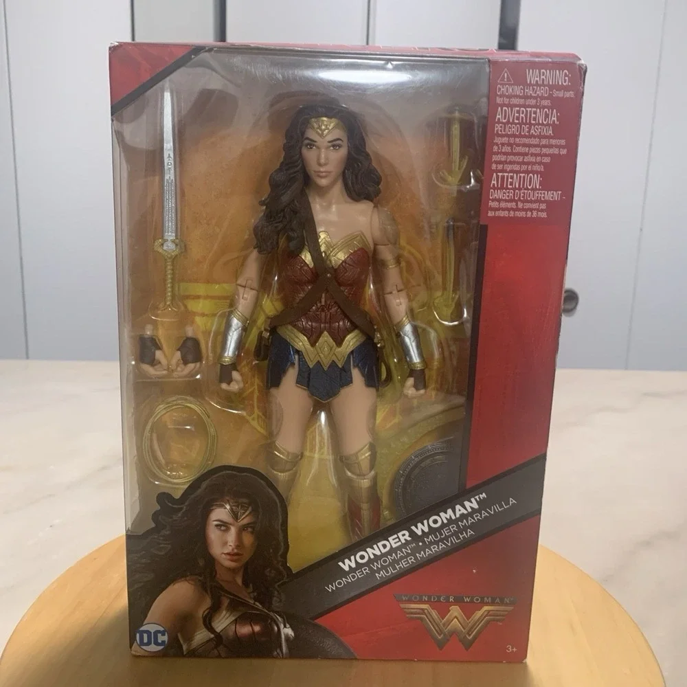 NEW 2016 Wonder Woman 12